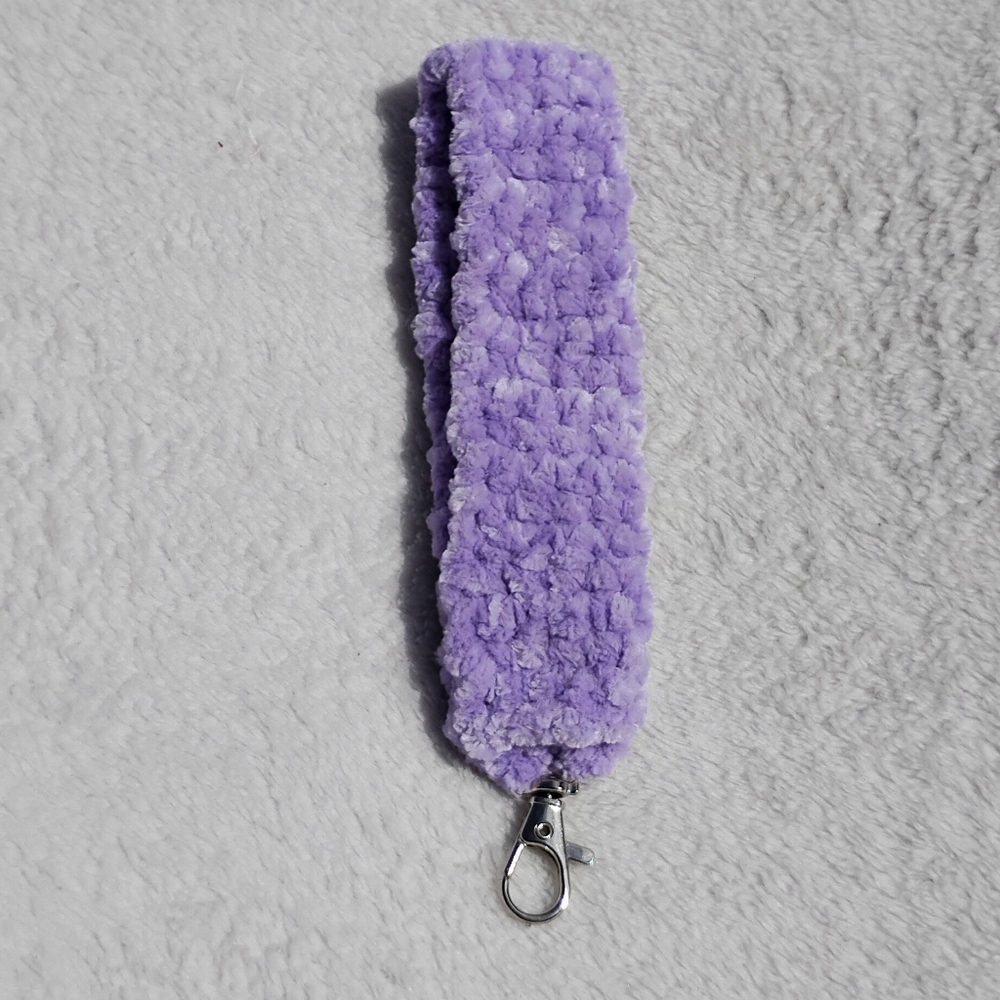 Plush Crochet Wristlet - Light Purple